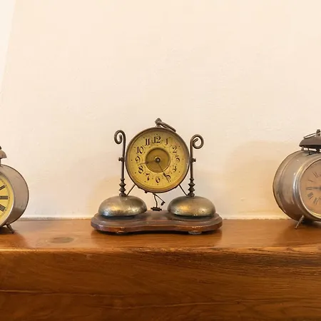 L' Angolo Del Tempo By World *