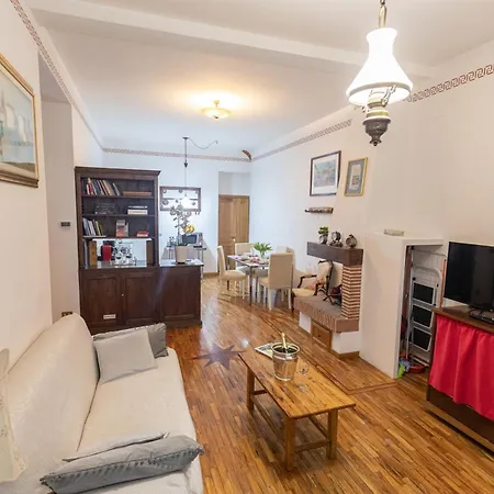 L' Angolo Del Tempo By World